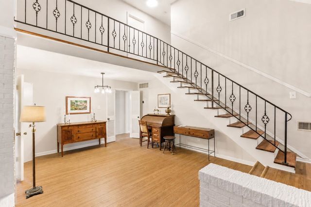 7160 BLUE GRASS LN, Germantown, TN 38138