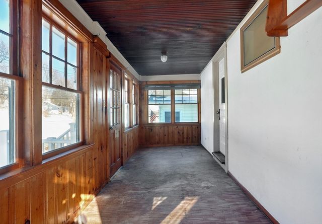 18 Valley Beach Ave, Hull, MA 02045