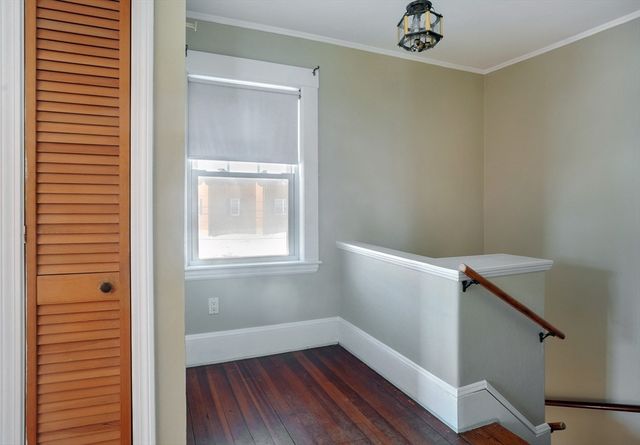 18 Valley Beach Ave, Hull, MA 02045