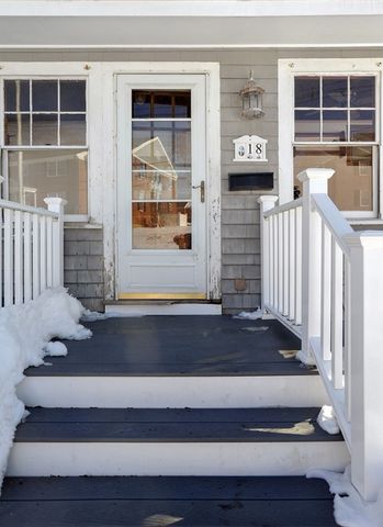 18 Valley Beach Ave, Hull, MA 02045
