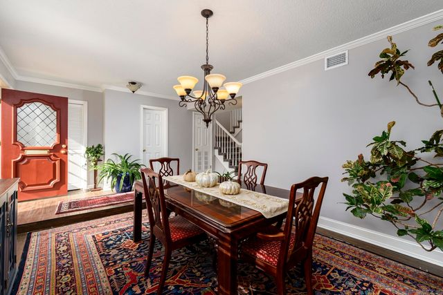 110 Cambridge Place, Little Rock, AR 72227