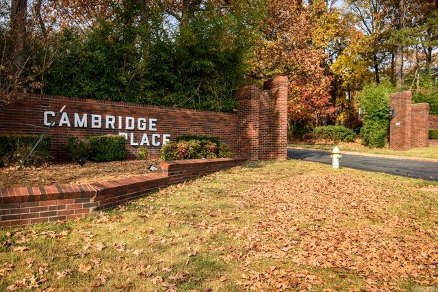 110 Cambridge Place, Little Rock, AR 72227