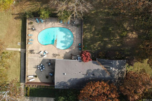 110 Cambridge Place, Little Rock, AR 72227