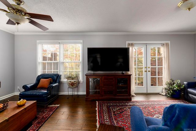 110 Cambridge Place, Little Rock, AR 72227