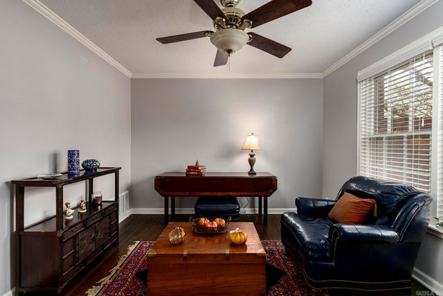 110 Cambridge Place, Little Rock, AR 72227