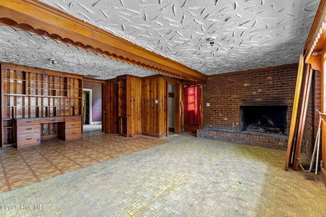 908 Vance Street E, Wilson, NC 27893