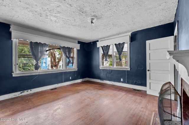 908 Vance Street E, Wilson, NC 27893