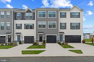 444 WHIRL LN, La Plata, MD 20646