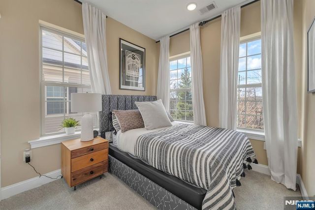 7 Ambrosia Court 107, Livingston, NJ 07039