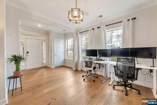 7 Ambrosia Court 107, Livingston, NJ 07039