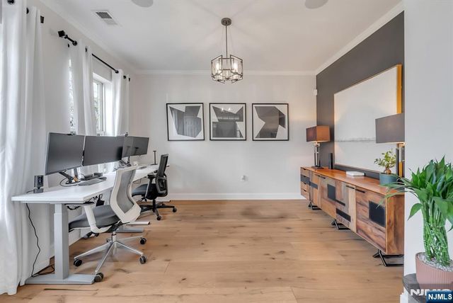 7 Ambrosia Court 107, Livingston, NJ 07039