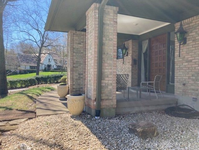701 E Schantz Avenue, Oakwood, OH 45419