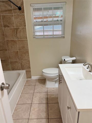 2330 Hillshire Drive, Deer Park, TX 77536