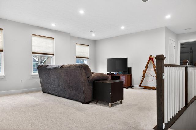 3192 White Ash Drive 3192 White Ash Drive, Tipp City, OH 45371