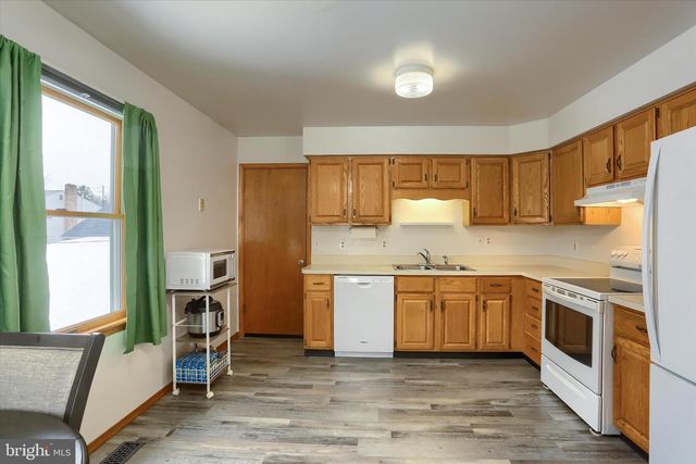 1921 DARTMOUTH ST, Camp Hill, PA 17011