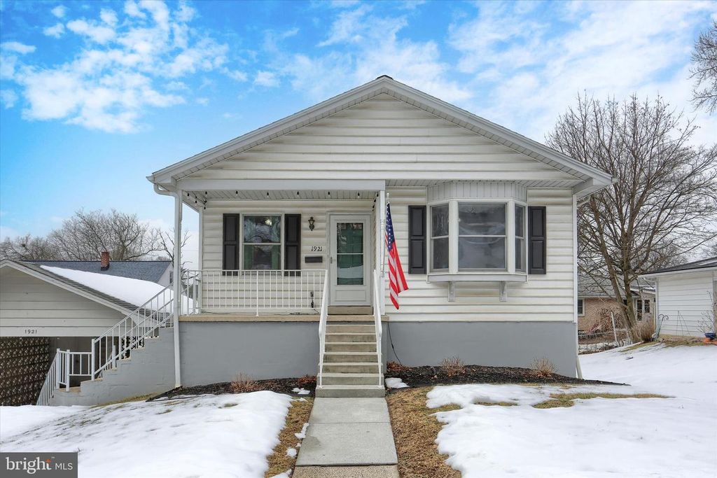 1921 DARTMOUTH ST, Camp Hill, PA 17011