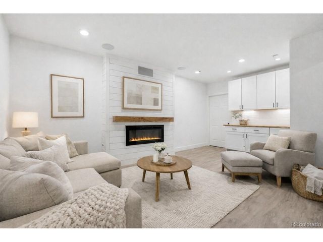 212 Indian Peaks Dr, Erie, CO 80516