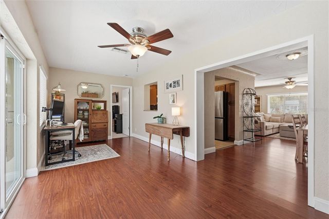 5665 34TH AVENUE N, St Petersburg, FL 33710