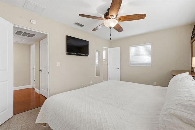 5665 34TH AVENUE N, St Petersburg, FL 33710