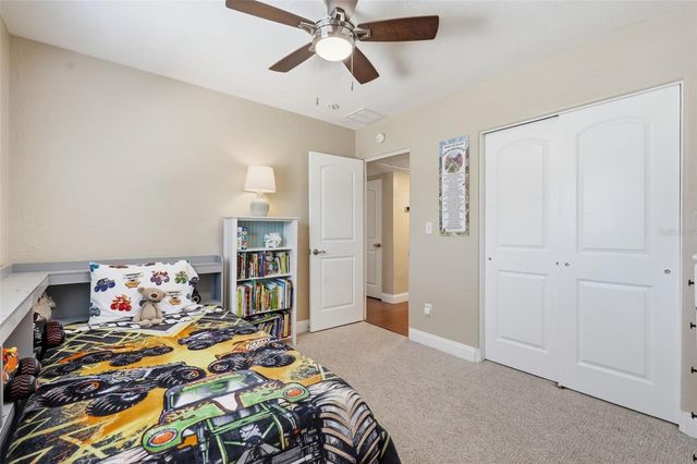 5665 34TH AVENUE N, St Petersburg, FL 33710