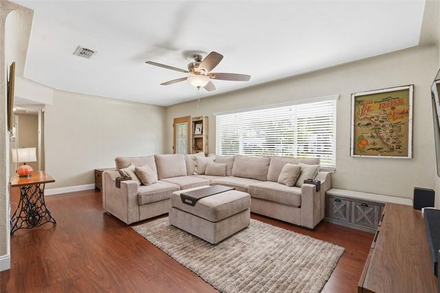 5665 34TH AVENUE N, St Petersburg, FL 33710