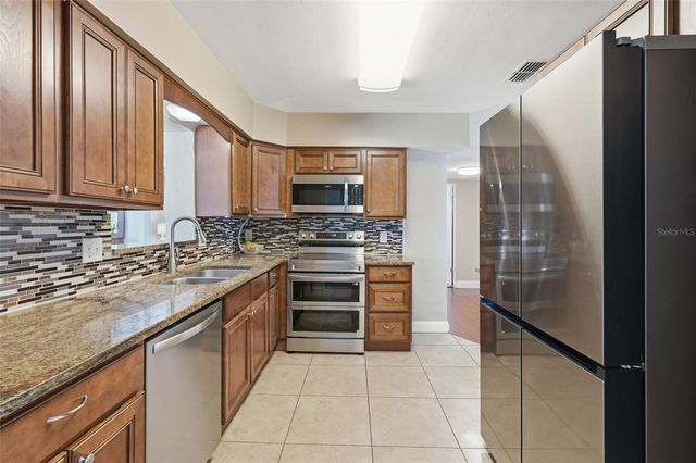 5665 34TH AVENUE N, St Petersburg, FL 33710