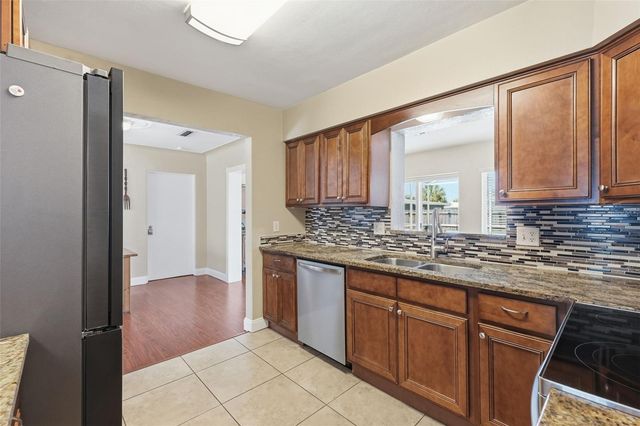 5665 34TH AVENUE N, St Petersburg, FL 33710