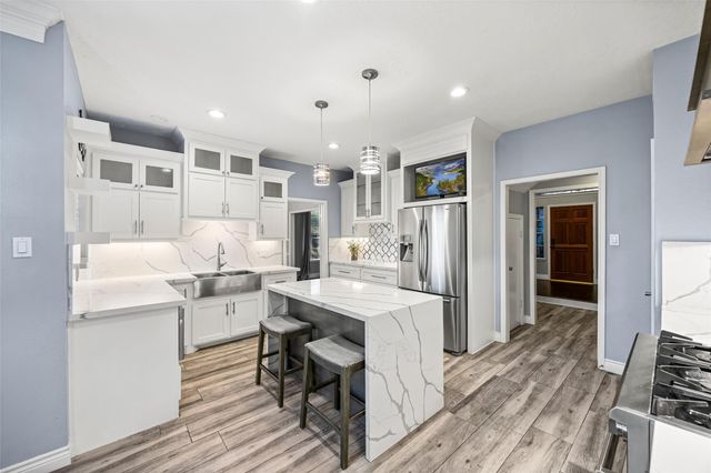 6822 Kemper Drive, Pasadena, TX 77505