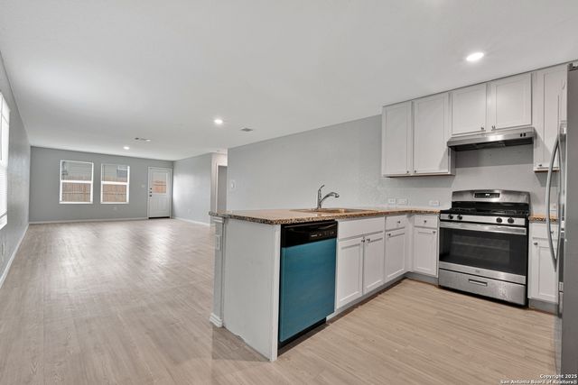 426 DE Herrera, San Antonio, TX 78220