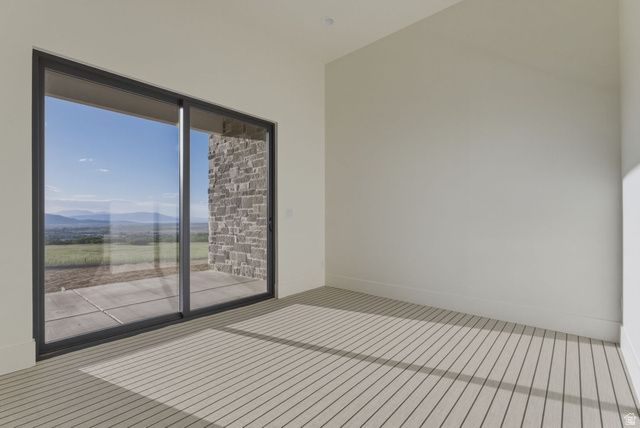 863 N EMERY LN, Elk Ridge, UT 84651