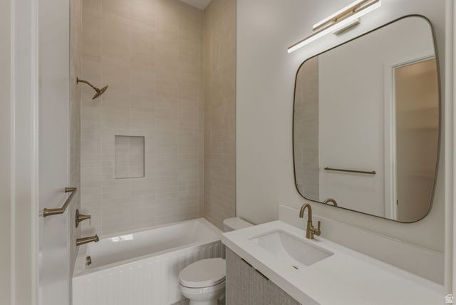 863 N EMERY LN, Elk Ridge, UT 84651