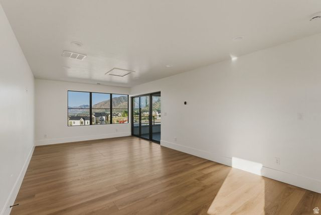 863 N EMERY LN, Elk Ridge, UT 84651