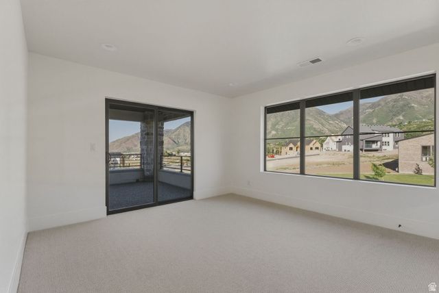 863 N EMERY LN, Elk Ridge, UT 84651