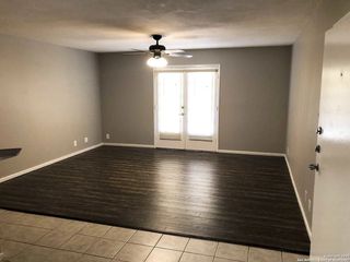 6718 Callaghan Rd Apt 313, San Antonio, TX 78229
