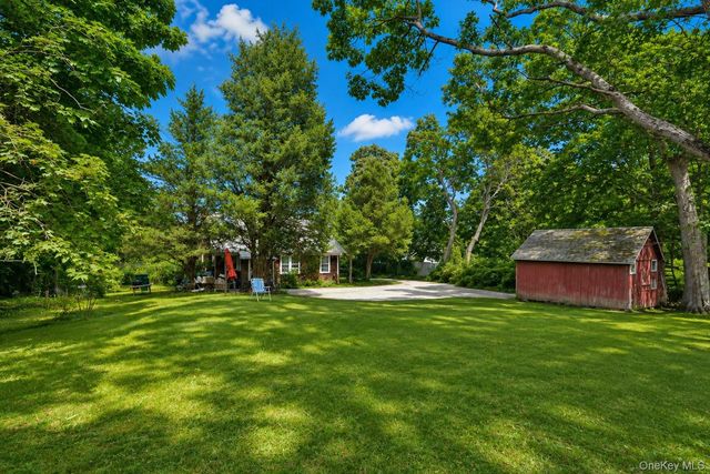 1101 Flanders Road, Flanders, NY 11901
