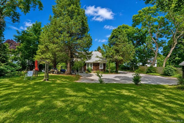 1101 Flanders Road, Flanders, NY 11901