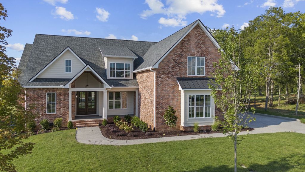 1107 Collin Dr, Lebanon, TN 37087