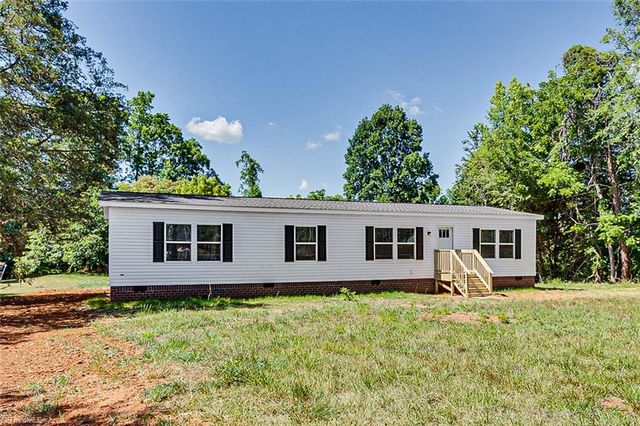 1848 Brittany Trail, Pleasant Garden, NC 27313