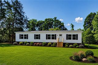 1848 Brittany Trail, Pleasant Garden, NC 27313