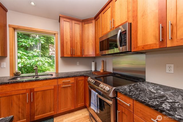 43 Mowitch Trail, Port Angeles, WA 98363