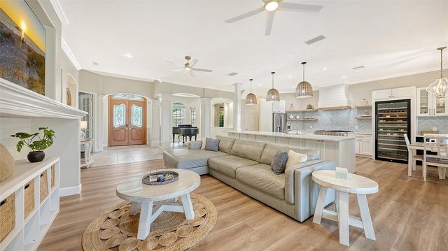 8424 COASH ROAD, Sarasota, FL 34241
