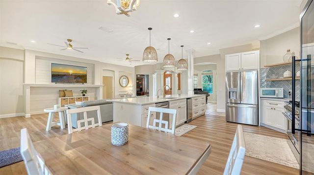 8424 COASH ROAD, Sarasota, FL 34241