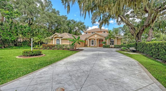 8424 COASH ROAD, Sarasota, FL 34241