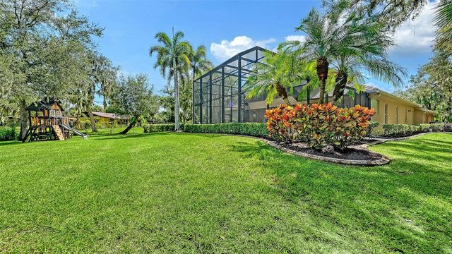 8424 COASH ROAD, Sarasota, FL 34241