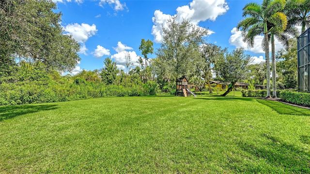 8424 COASH ROAD, Sarasota, FL 34241