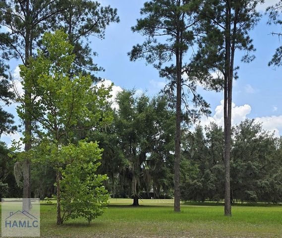485 Lake Pamona Road, Midway, GA 31320