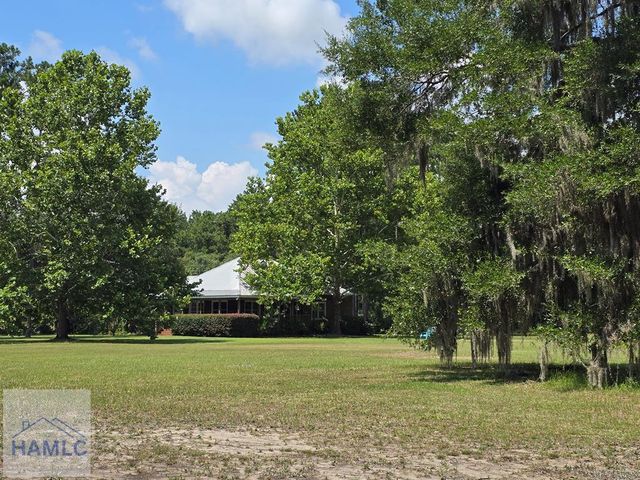 485 Lake Pamona Road, Midway, GA 31320
