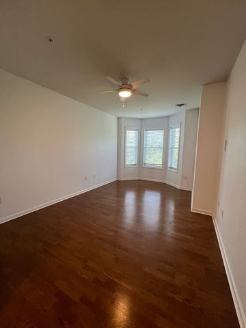 110 Trotter Rd 2310, Weymouth, MA 02190