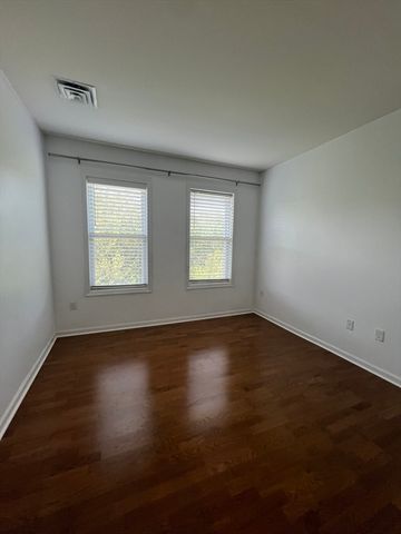 110 Trotter Rd 2310, Weymouth, MA 02190