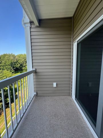 110 Trotter Rd 2310, Weymouth, MA 02190